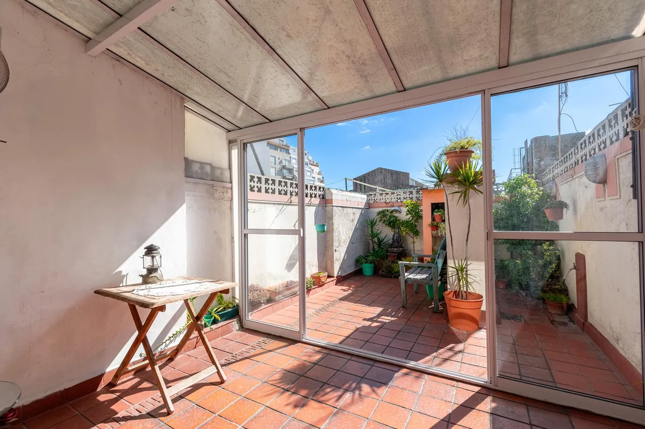 Departamento en Ramón L. Falcón al 2900