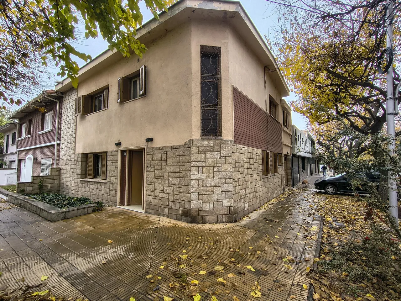 Casa en Comandante Fossa al 300, Barrio Bombal. Ciudad. Mendoza