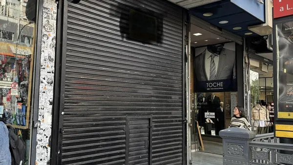 Local Comercial en AV CORRIENTES al 2700