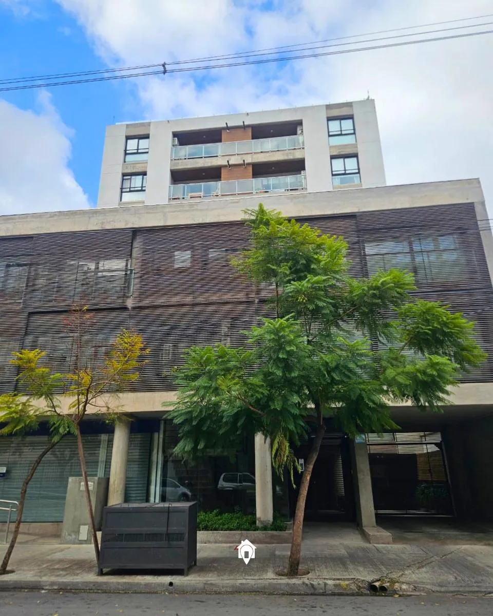 Departamento en Alsina al 700
