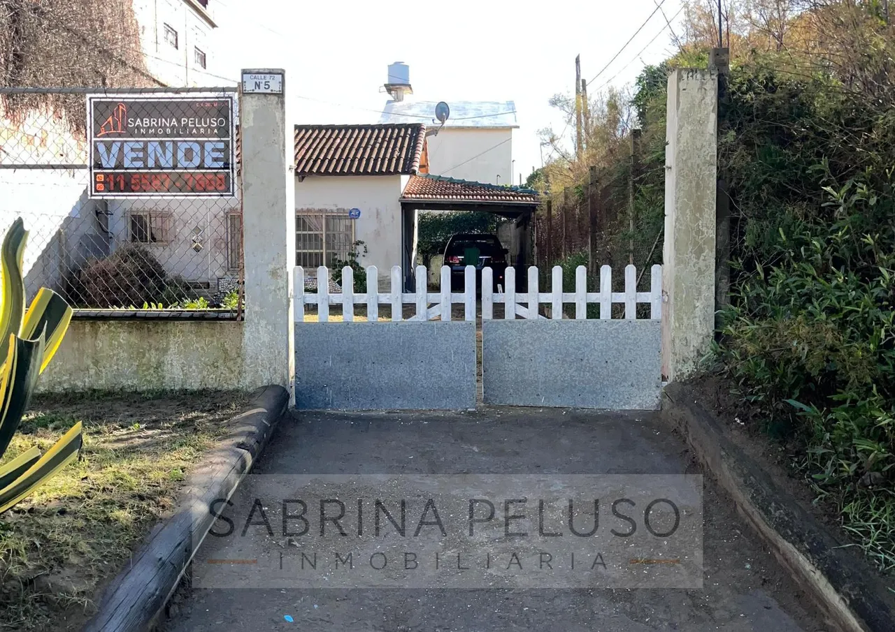 Casa en calle 72 y costanera