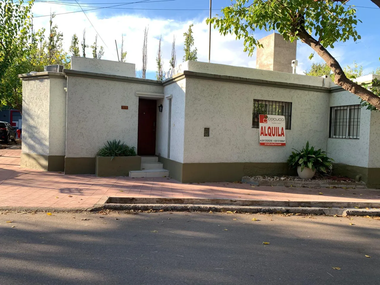 Casa en Cornelio Saavedra 101, Bº Armani.- Carrodilla, Lujan de Cuyo