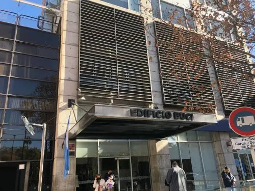 Oficina en Av. España 1340 Piso 13,Oficina 15-16.Edificio Buci. Ciudad