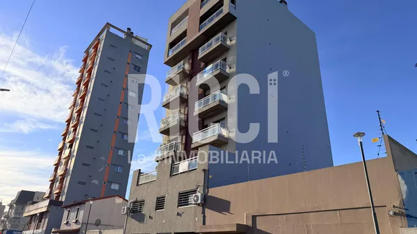 Departamento en Mitre y 18