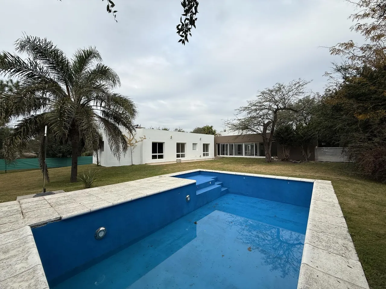 Casa en El Bosque al 1200