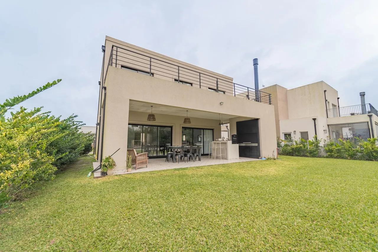 Casa en BARRIO SAN PABLO al 100