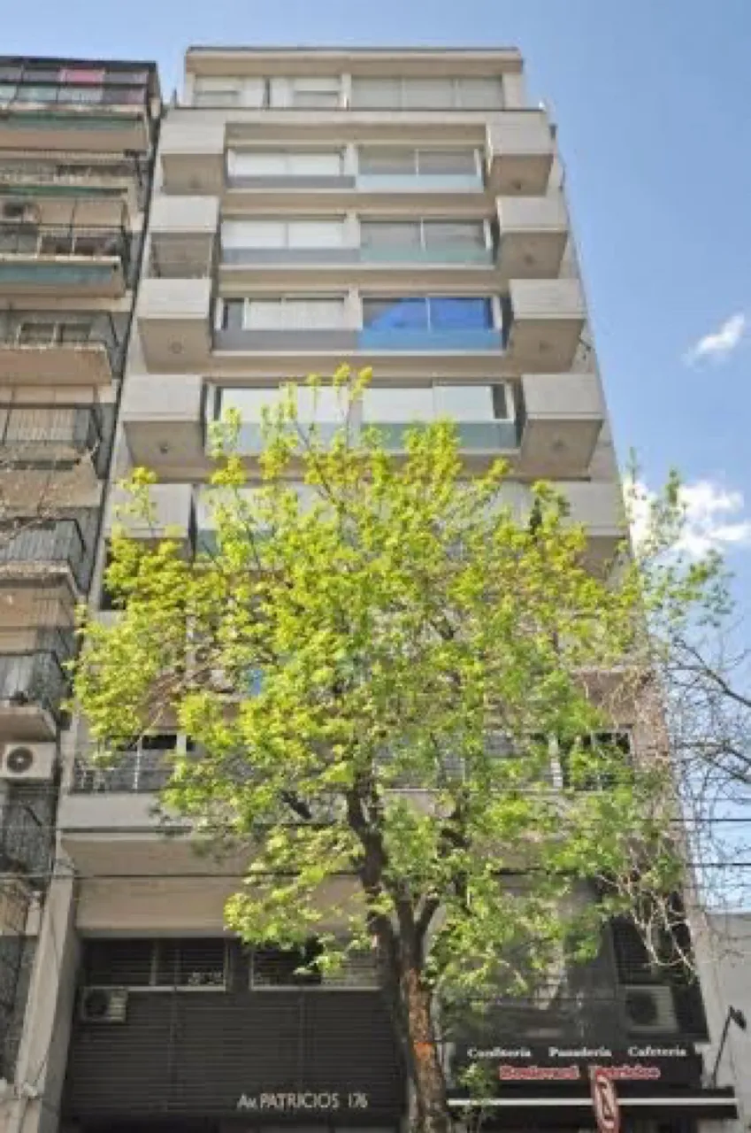 Departamento en Avenida Patricios al 100
