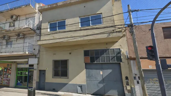 Local Comercial en Avenida Laprida al 4400