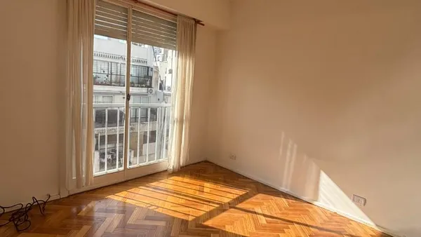 Departamento en Pacheco de Melo al 2400