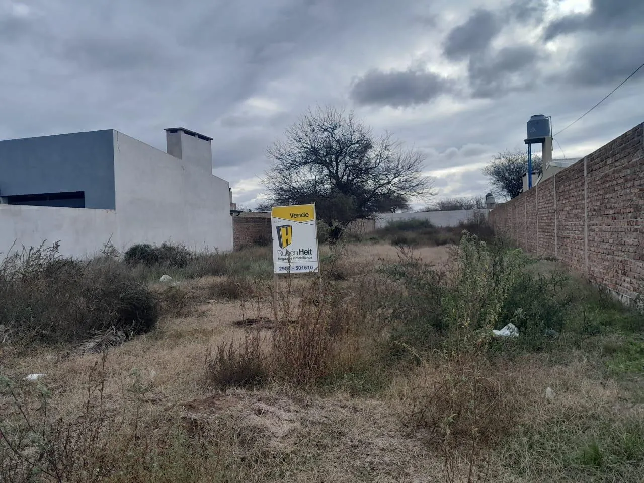 Terreno en Civit entre Borges y Quiroga