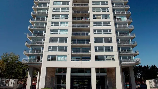 Departamento en JUAN B JUSTO al 1000