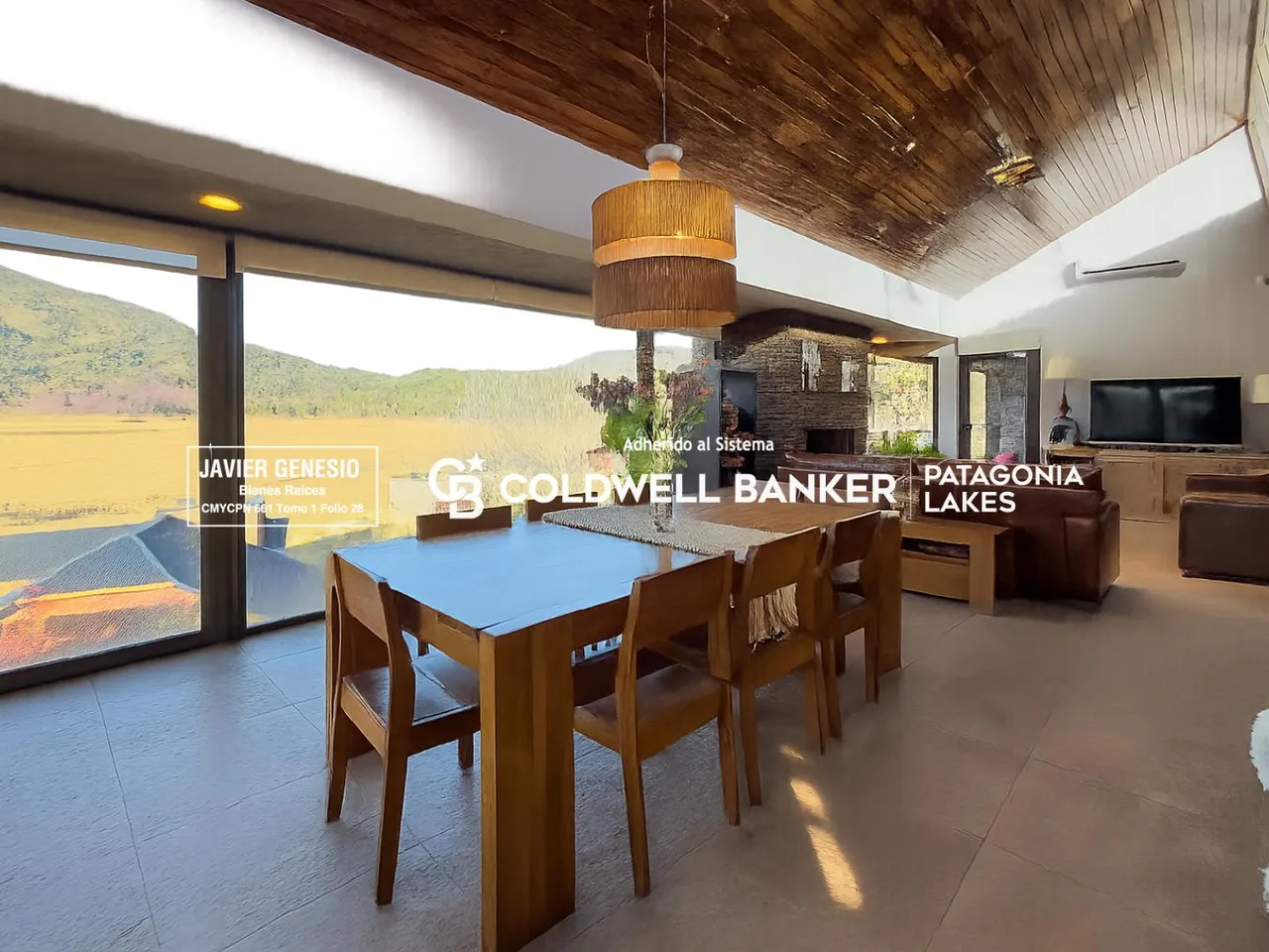 Casa en VENTA Casa Amueblada 318 m2 sobre lote de 2.178m2, Club de Campo Peñon del Lolog -S. M. de los Andes