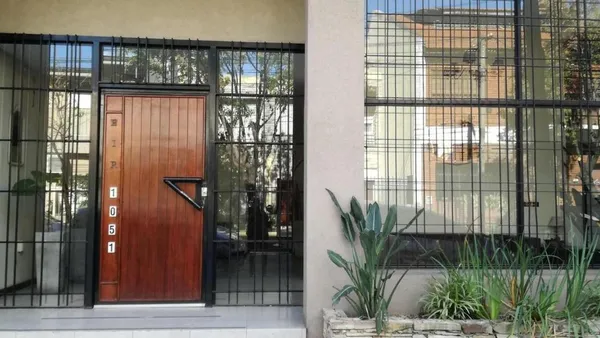 Departamento en Emilio Mitre 1000 1°