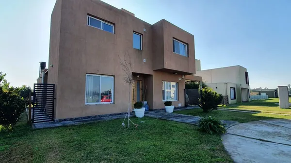 Casa en Maipu al 2200