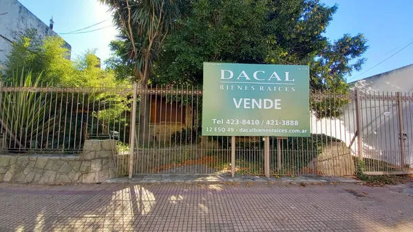 Terreno en 8 e/ 32 y 33 N 24