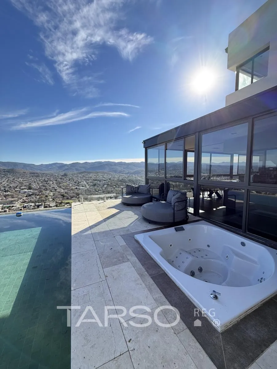 Casa en Casa en venta LA CUESTA vistas panoramicas 4 dormitorios