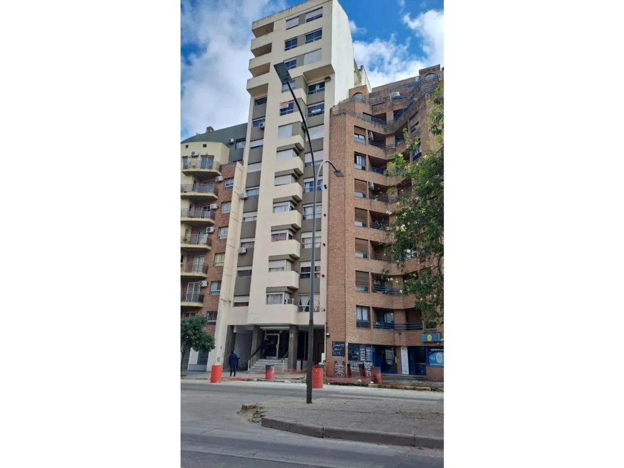 Departamento en ambrosio olmos al 800