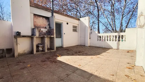 Departamento en PASAJE CADIZ al 4200