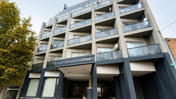 Departamento en Ilia al 1000