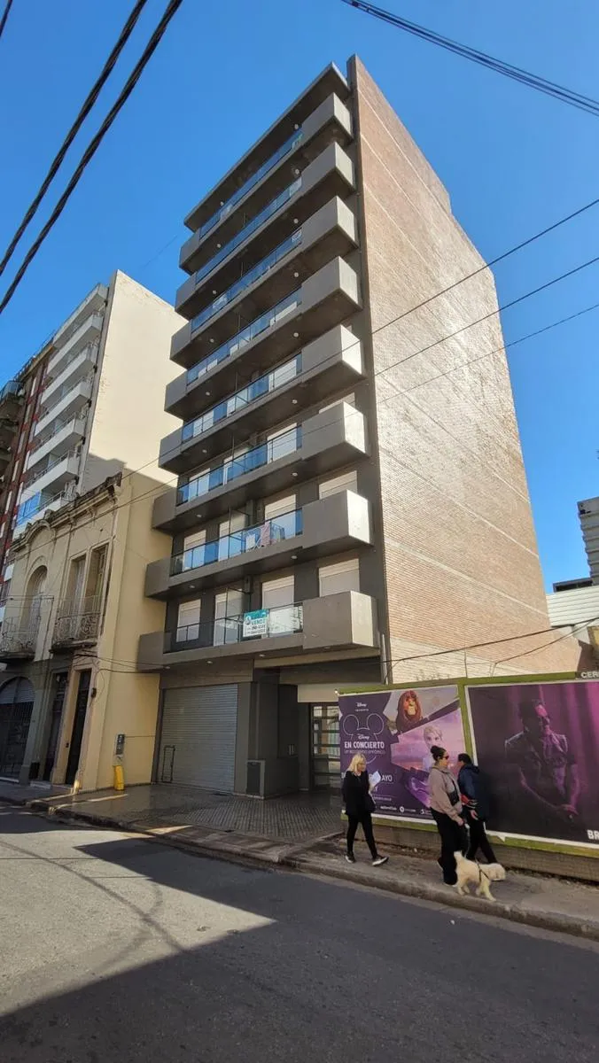 Departamento en mendoza al 1000