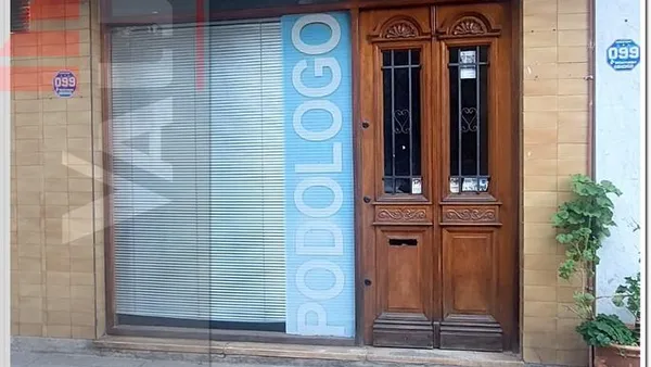 Local Comercial en Bauness al 2300