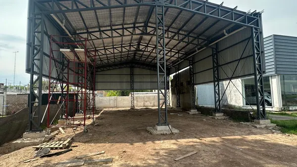 Local Comercial en ALBERDI (RUTA 9) al 500