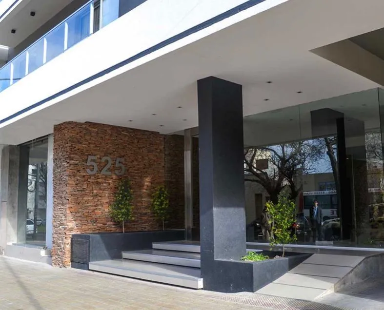 Departamento en 38 e 5 y 6 - 1 DORM (con vestidor) + COCHERA