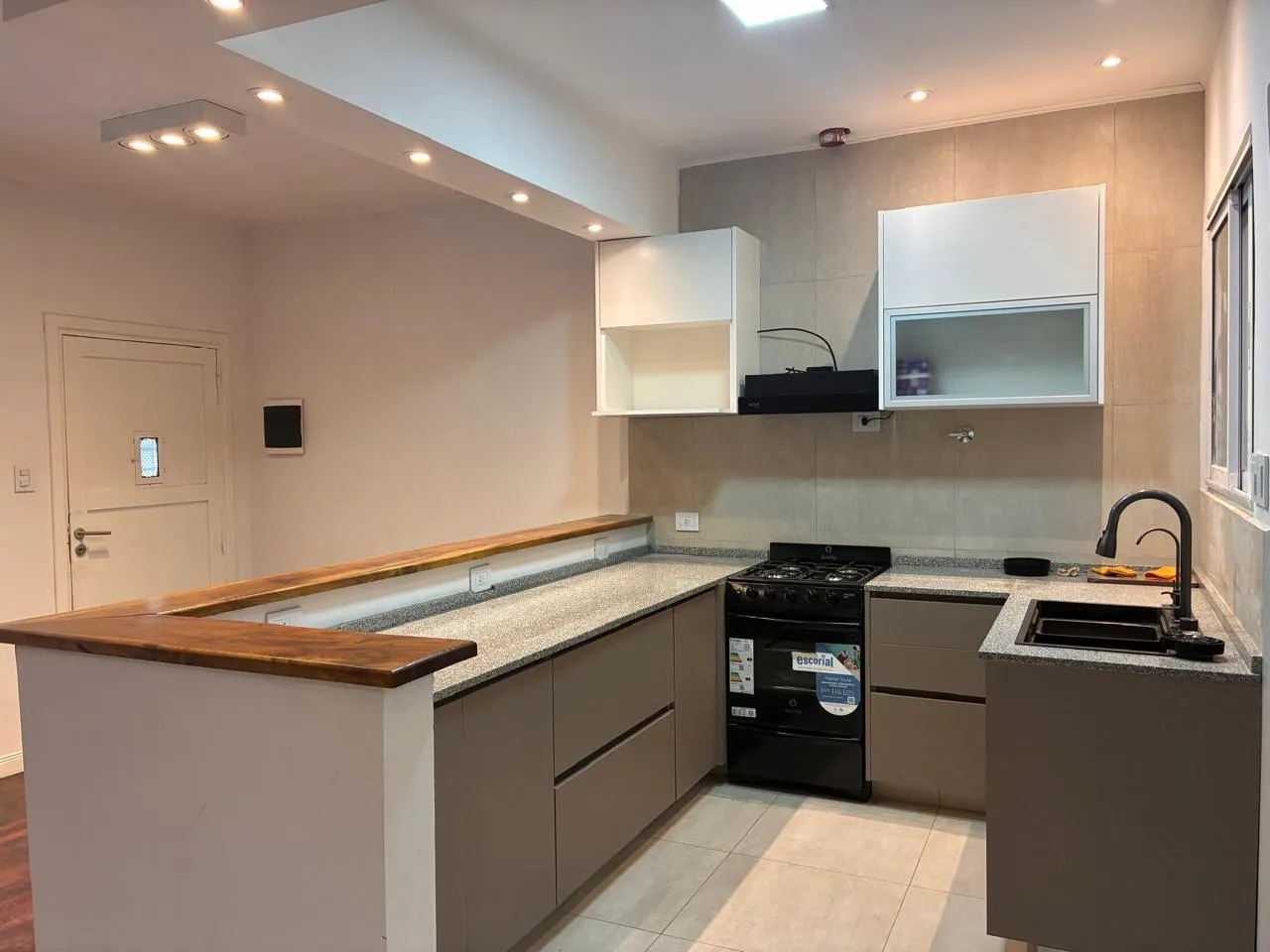 Departamento en ROOSEVELT al 4500