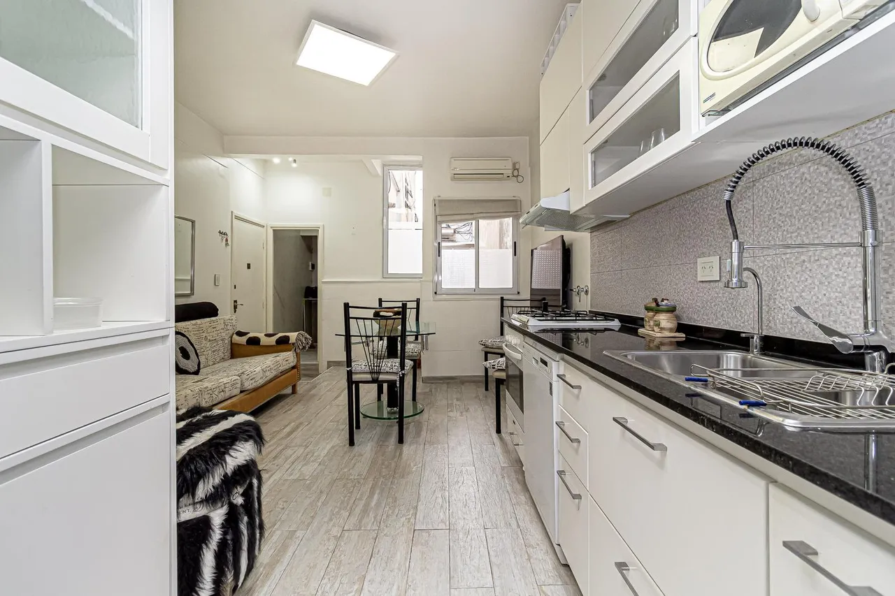 Departamento en guemes al 4218