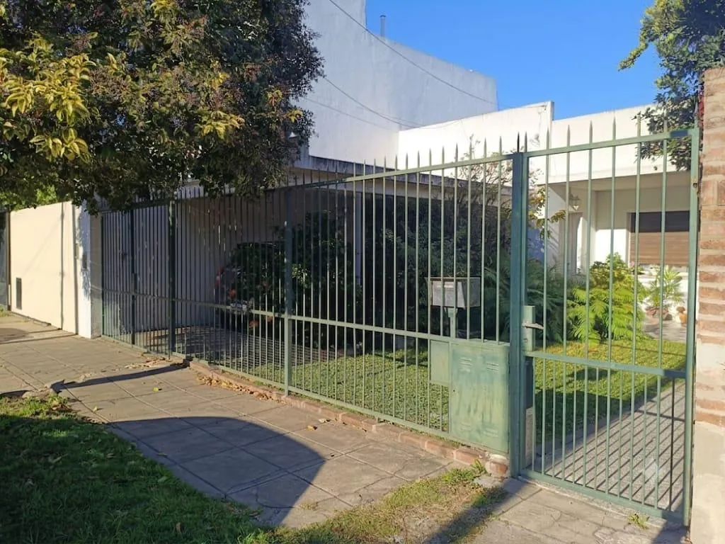 Casa en Miguel Cané al 700