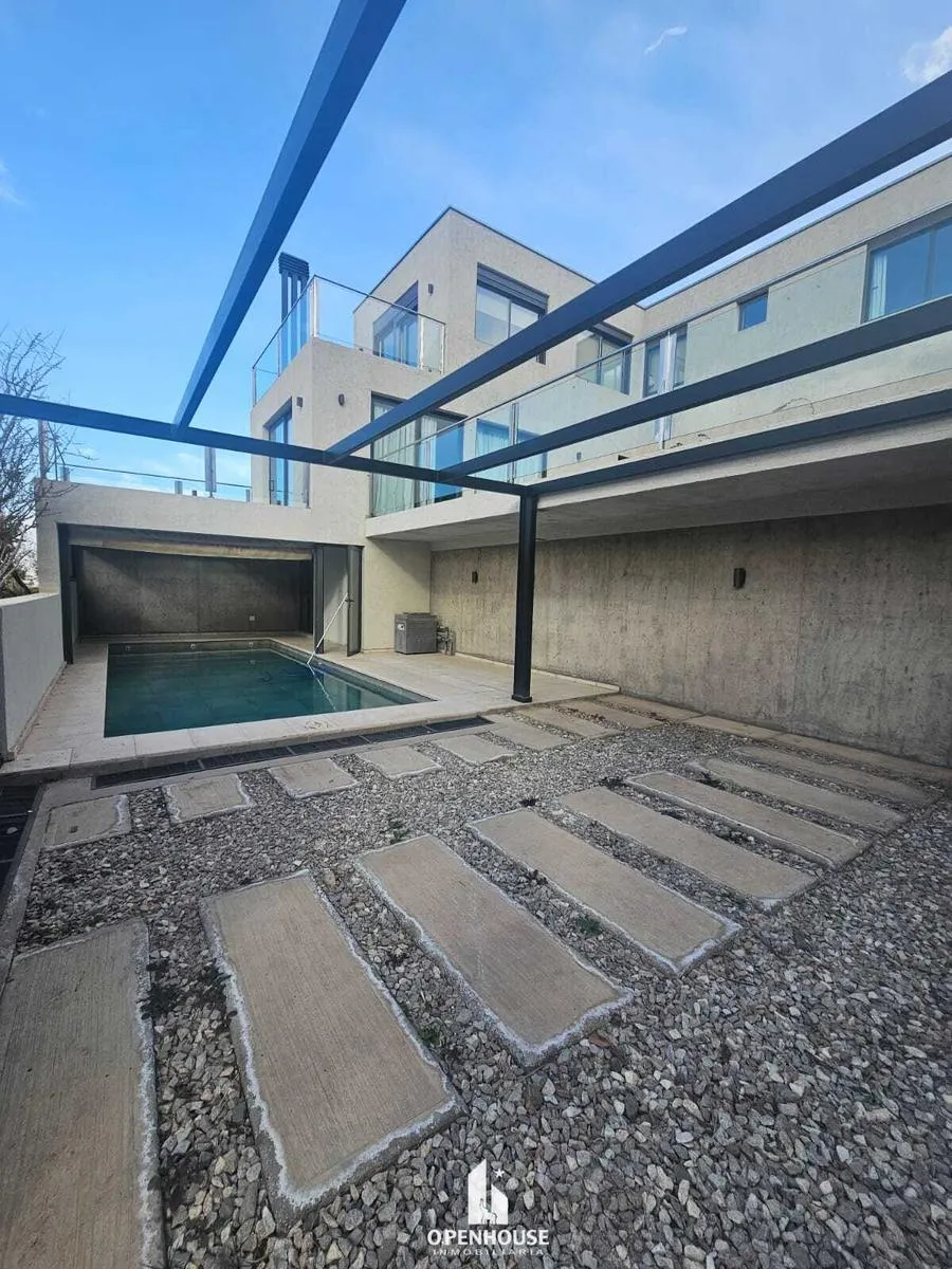 Casa en BARRIO MENDOZA NORTE