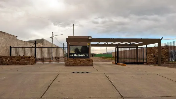 Terreno en B° PRIVADO LA HERRADURA, VIDELA ARANDA S/N. CRUZ DE PIEDRA MAIPU.