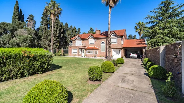 Casa en Yrigoyen al 2100