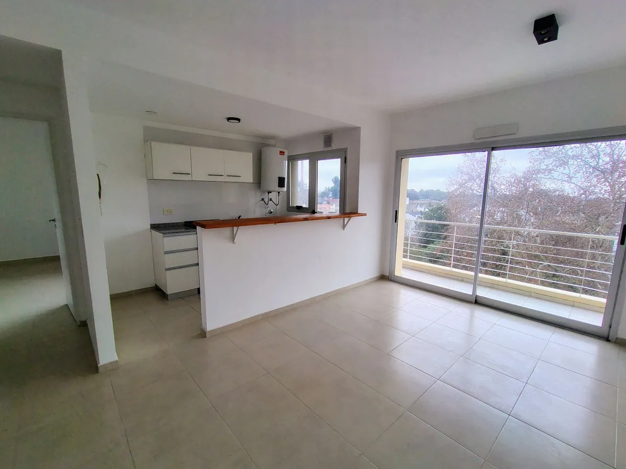 Departamento en AV. MITRE al 1100