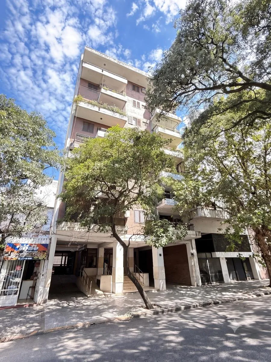 Departamento en Av. Sarmiento al 300
