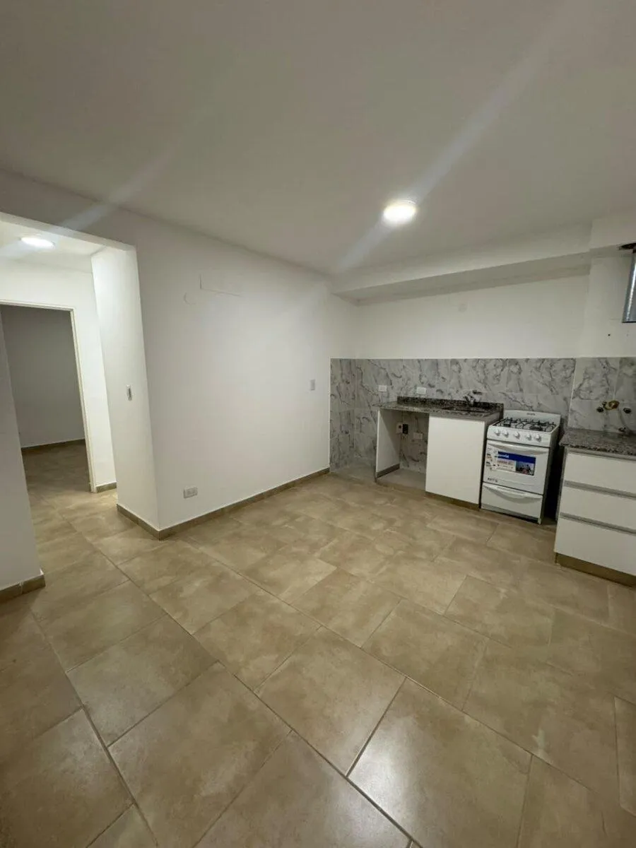 Departamento en duarte quiroz al 2100