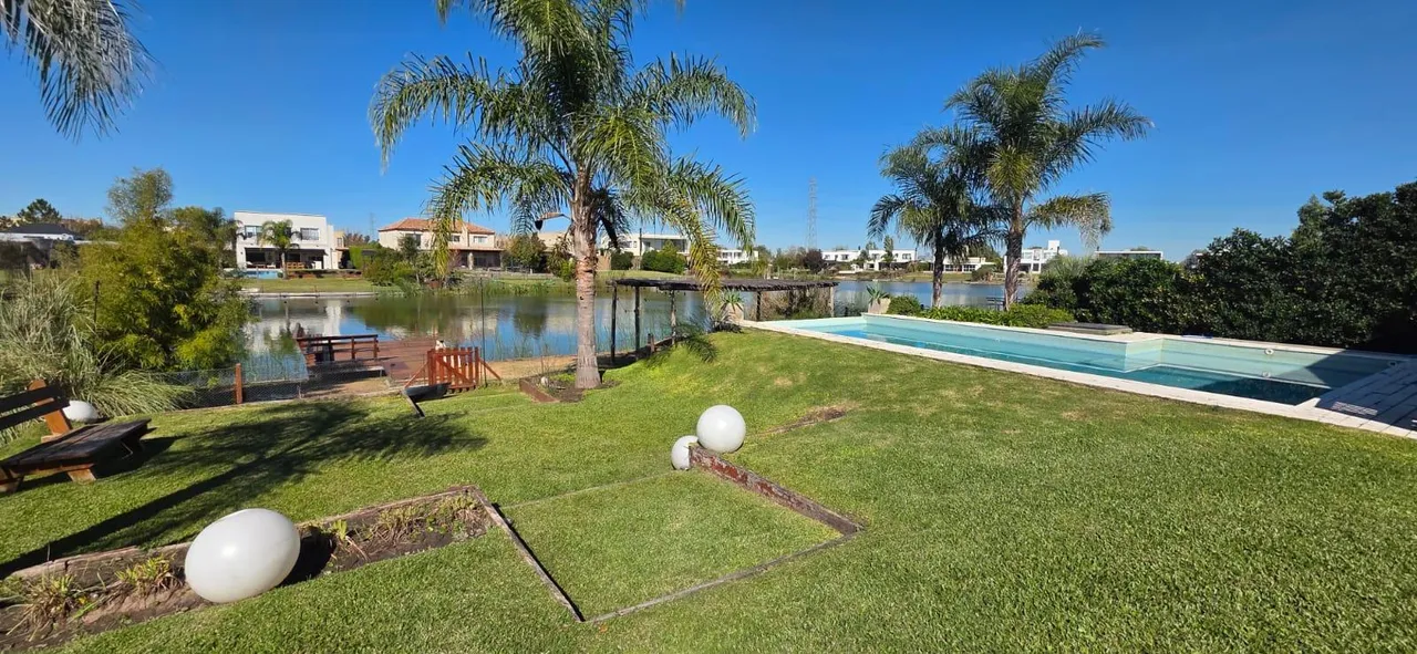 Casa en Alquiler Anual Casa 5 Amb a La Laguna Barrio San Benito Villanueva Tigre