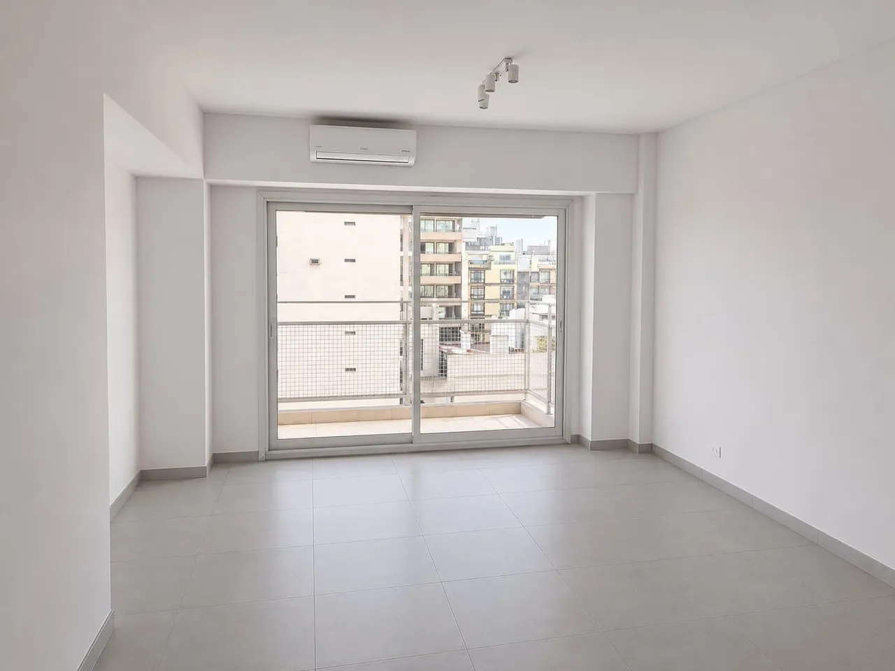 Departamento en Corrientes al 5200