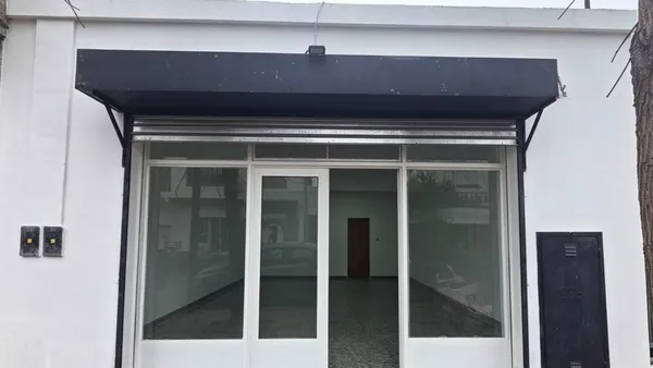 Local Comercial en Ignacio Rivas al 400