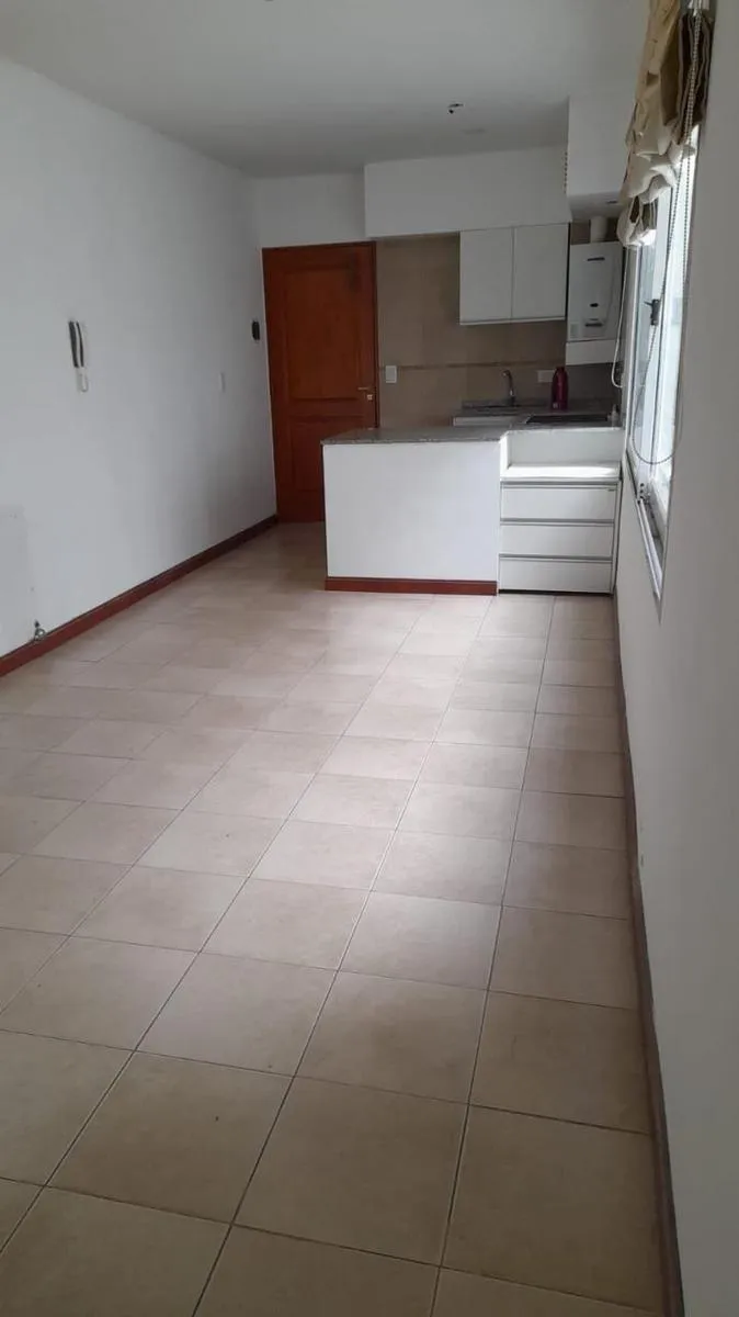 Departamento en Pedriel al 700