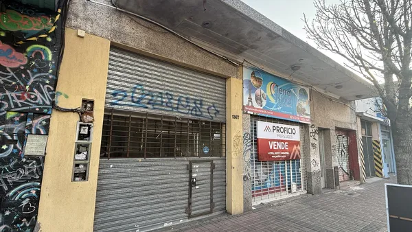 Casa en Calle 147 al 1300