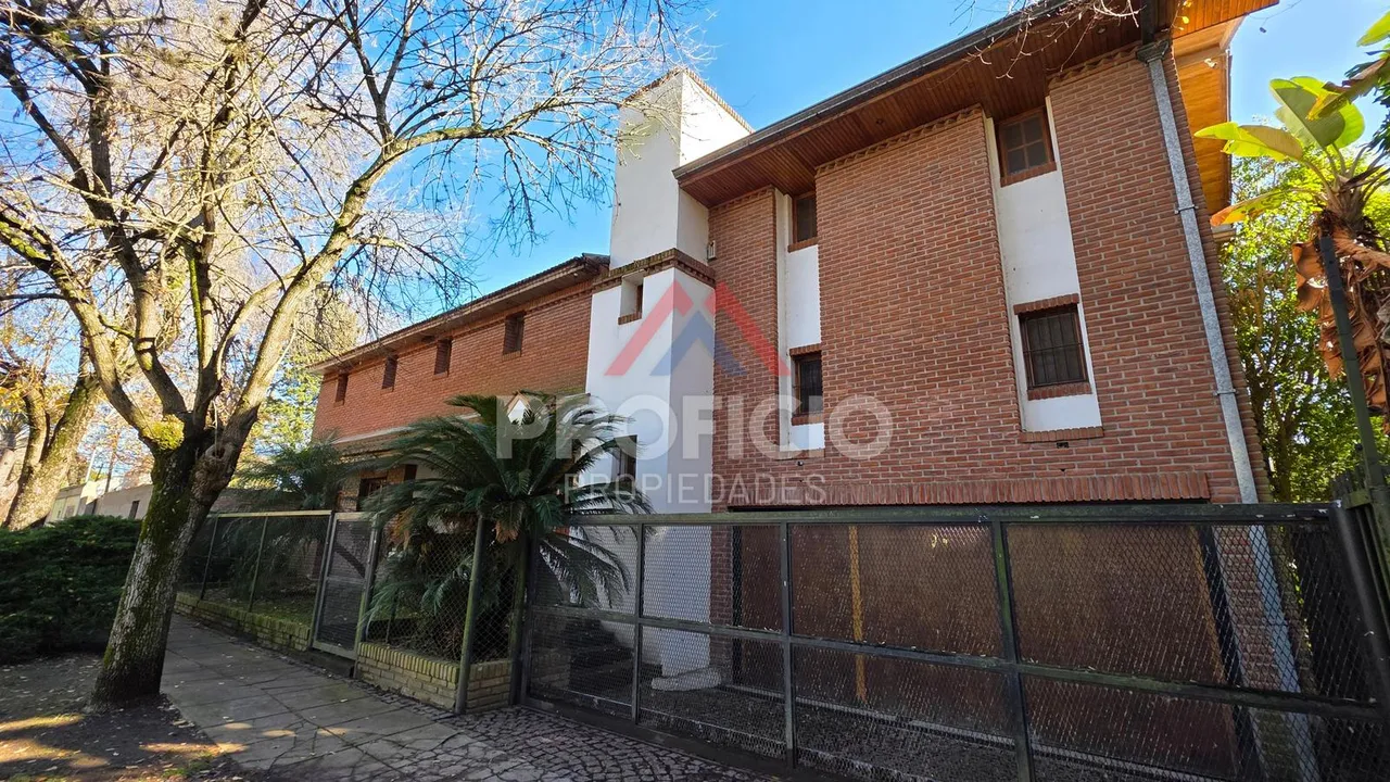 Casa en Calle 313 al 1500