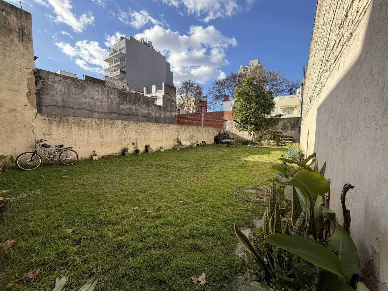 Departamento en Dolores al 200