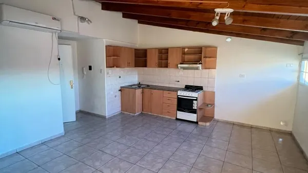 Departamento en LA PLATA al 300
