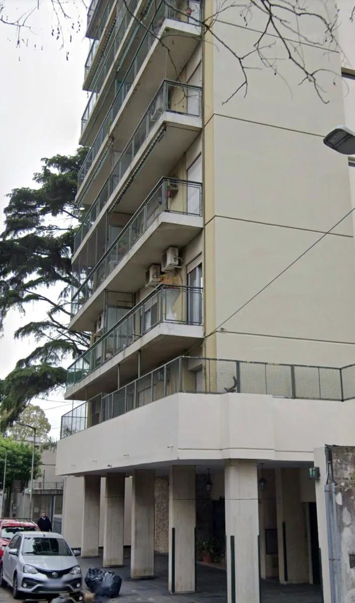 Departamento en Castro Barros 34