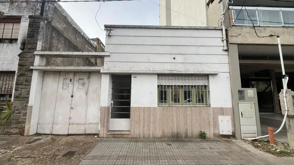 Casa en 15 e/ 41 y 42 al 480