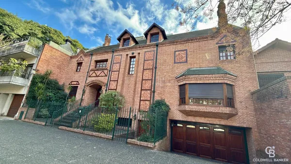 Casa en Juramento al 3400 entre Av Melian y Superí