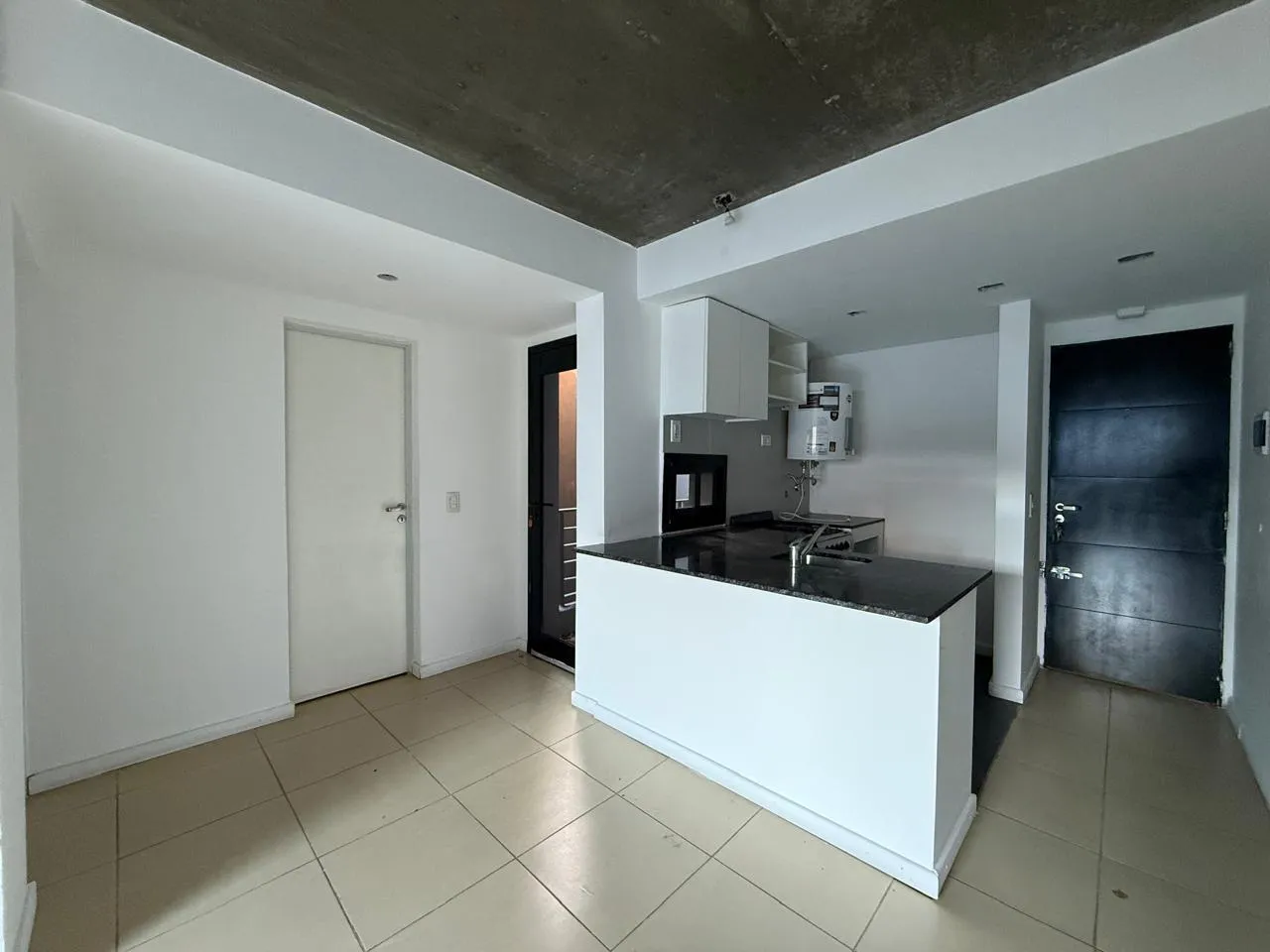 Departamento en Crespo al 200