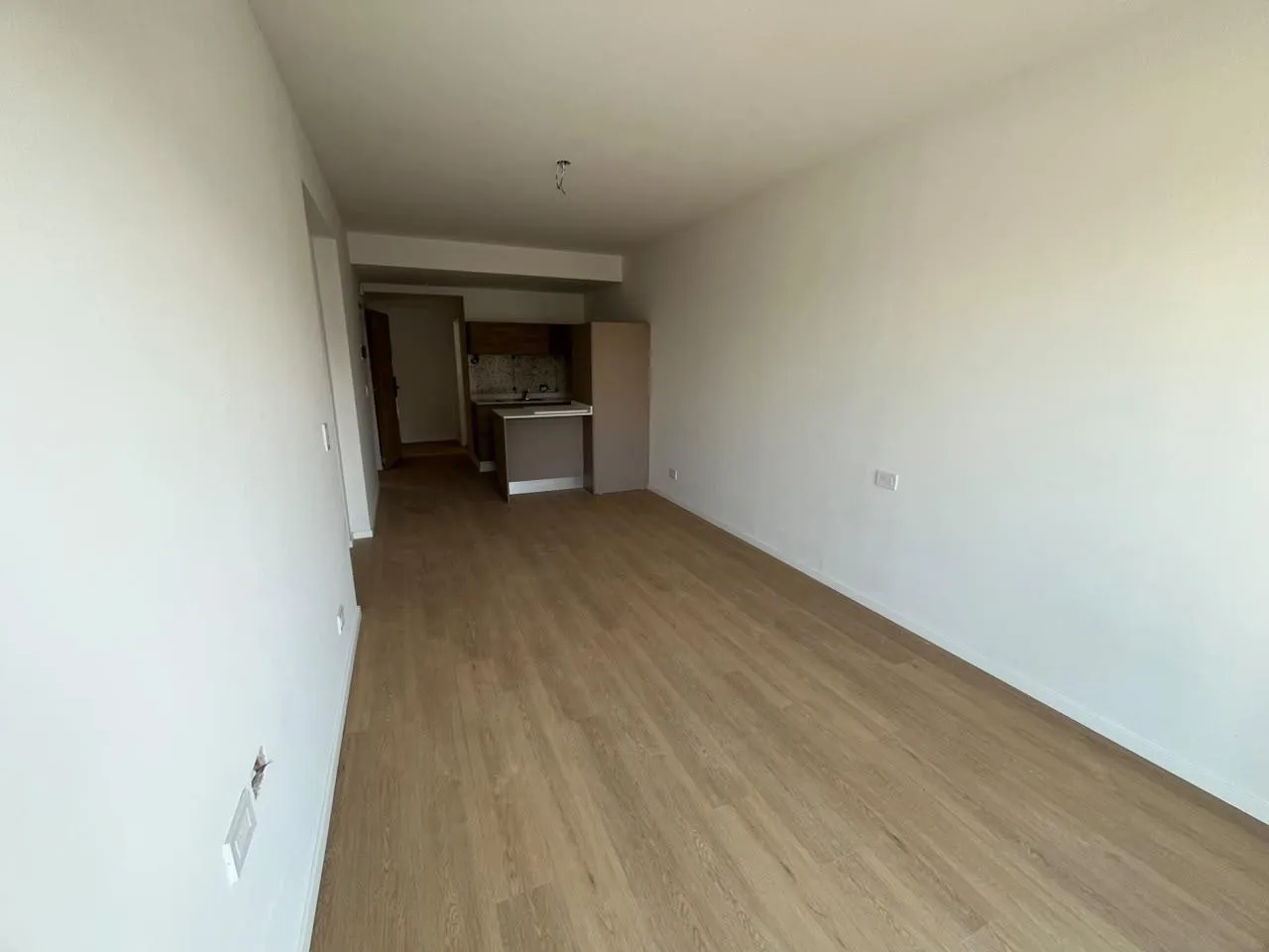 Departamento en Granaderos al 200