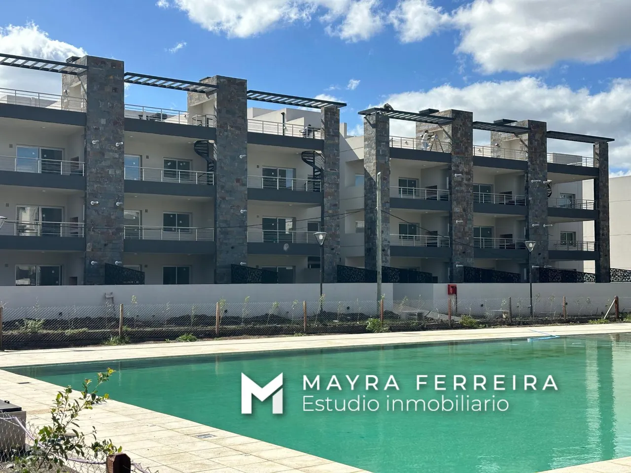 Departamento en Venta Departamento 2 ambientes Balcón y Terraza Ayres de Canning